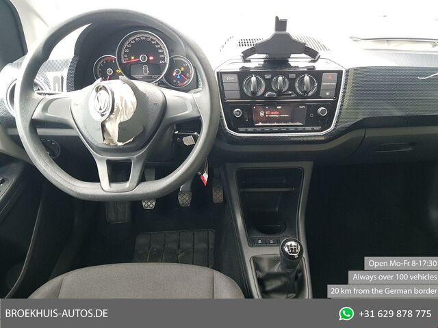 Фольксваген Ап 2017 в Европе на Automoto.ua Белый Фольксваген Ап, объемом двигателя 1 л и пробегом 96 тыс. км за 2900 $, фото 15 на Automoto.ua