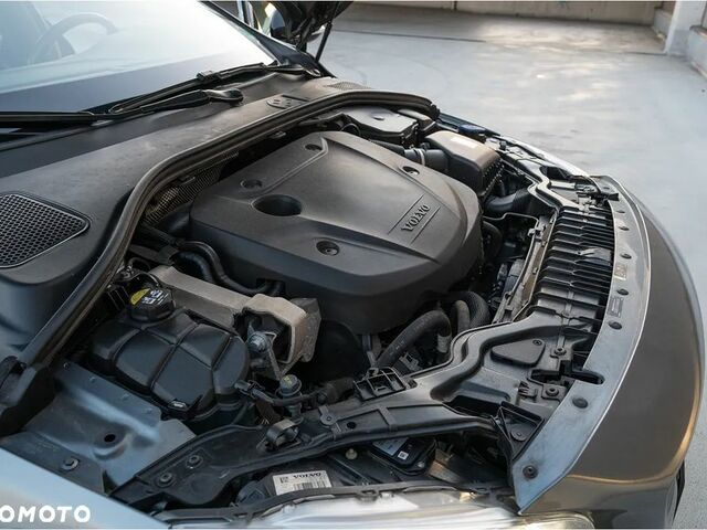 Вольво V60 Cross Country, объемом двигателя 1.97 л и пробегом 248 тыс. км за 14449 $, фото 20 на Automoto.ua