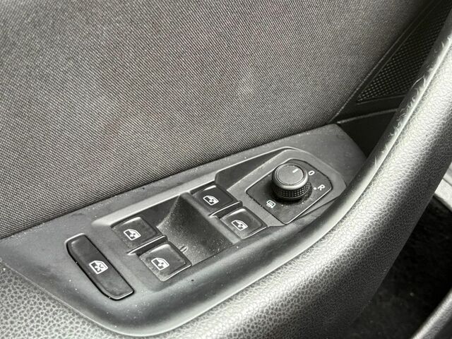 Фольксваген Пассат 2016 у Європі на Automoto.ua Білий Фольксваген Пассат, об'ємом двигуна 1.4 л та пробігом 227 тис. км за 9302 $, фото 20 на Automoto.ua