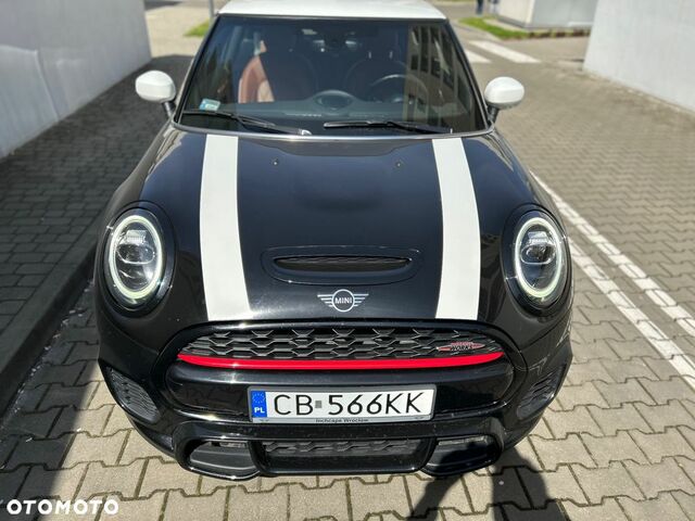 Мини John Cooper Works, объемом двигателя 2 л и пробегом 48 тыс. км за 24838 $, фото 2 на Automoto.ua