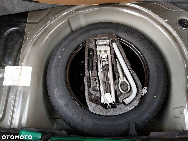 Фольксваген Поло, об'ємом двигуна 1.39 л та пробігом 156 тис. км за 3670 $, фото 11 на Automoto.ua