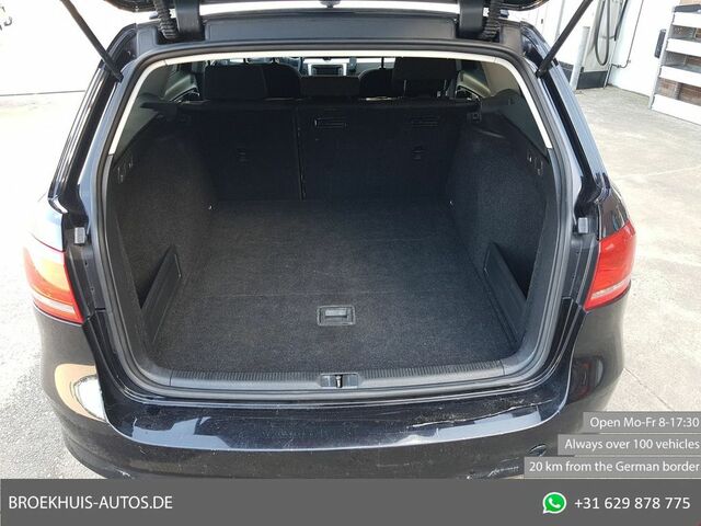 Фольксваген Пассат 2011 у Європі на Automoto.ua Чорний Фольксваген Пассат, об'ємом двигуна 1.39 л та пробігом 205 тис. км за 4232 $, фото 16 на Automoto.ua