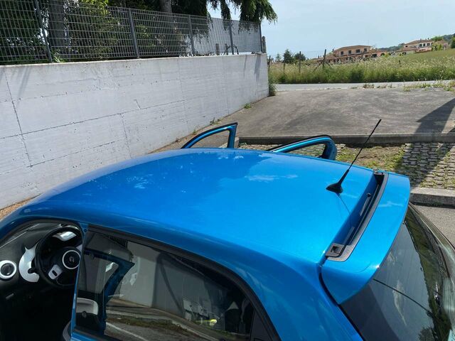 Синий Рено Твинго, объемом двигателя 1 л и пробегом 93 тыс. км за 8611 $, фото 12 на Automoto.ua