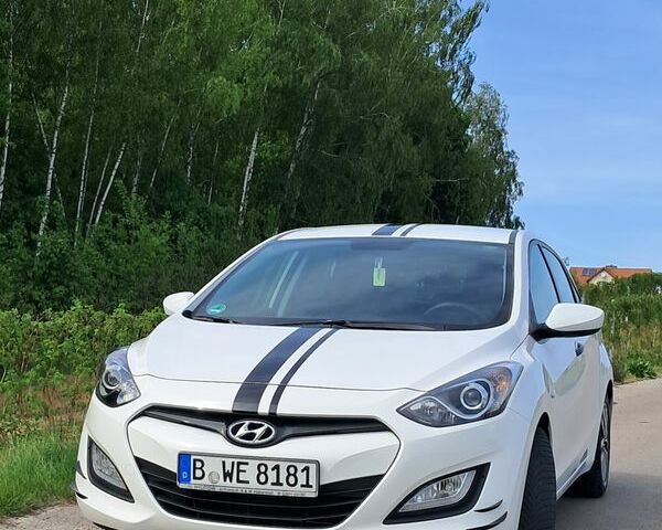 Хендай i30, объемом двигателя 1.4 л и пробегом 138 тыс. км за 7322 $, фото 14 на Automoto.ua