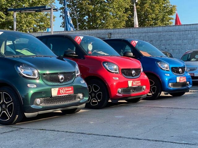 Сірий Смарт Fortwo, об'ємом двигуна 0.9 л та пробігом 43 тис. км за 20173 $, фото 23 на Automoto.ua