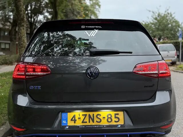 Фольксваген Гольф 2015 у Європі на Automoto.ua Сірий Фольксваген Гольф, об'ємом двигуна 1.4 л та пробігом 263 тис. км за 14424 $, фото 9 на Automoto.ua