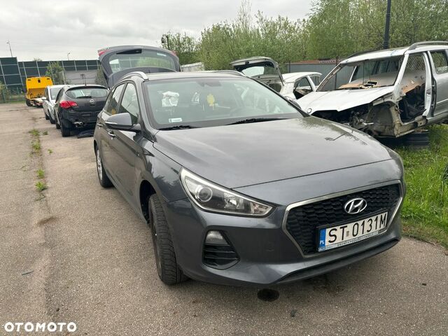 Хендай i30, об'ємом двигуна 1.58 л та пробігом 165 тис. км за 5400 $, фото 1 на Automoto.ua