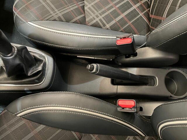 Міцубісі Спейс Стар 2023 у Європі на Automoto.ua Червоний Міцубісі Спейс Стар, об'ємом двигуна 1.19 л та пробігом 47 тис. км за 15682 $, фото 20 на Automoto.ua