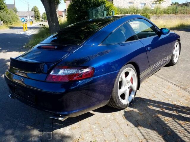 Синий Порше 911, объемом двигателя 3.6 л и пробегом 119 тыс. км за 43572 $, фото 2 на Automoto.ua