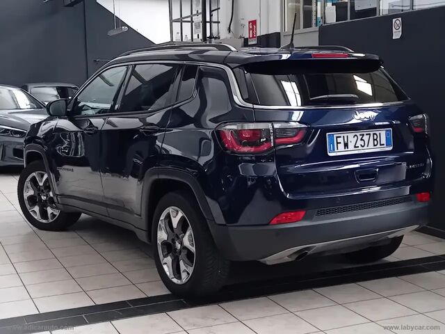 Джип Компас 2019 в Европе на Automoto.ua Синий Джип Компас, объемом двигателя 1.6 л и пробегом 69 тыс. км за 20937 $, фото 3 на Automoto.ua