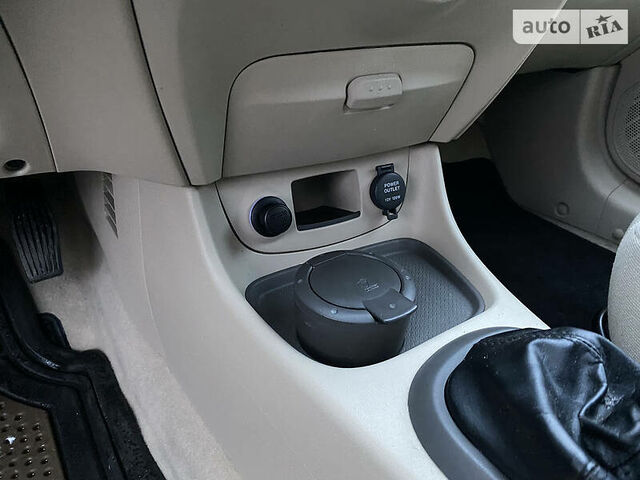 Хендай Акцент, Седан 2006 - н.в. III Sedan 1.4 i 16V