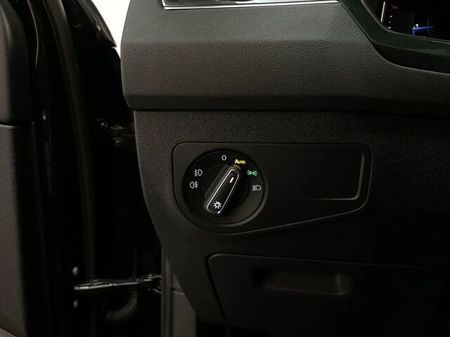 Фольксваген Тигуан 2020 в Европе на Automoto.ua Черный Фольксваген Тигуан, объемом двигателя 1.5 л и пробегом 157 тыс. км за 26151 $, фото 25 на Automoto.ua