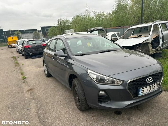 Хендай i30, объемом двигателя 1.58 л и пробегом 165 тыс. км за 5400 $, фото 2 на Automoto.ua