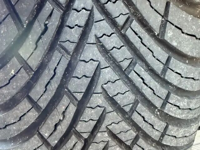 Рено Модус 2012 у Європі на Automoto.ua Срібний Рено Модус, об'ємом двигуна 1.15 л та пробігом 58 тис. км за 4076 $, фото 11 на Automoto.ua