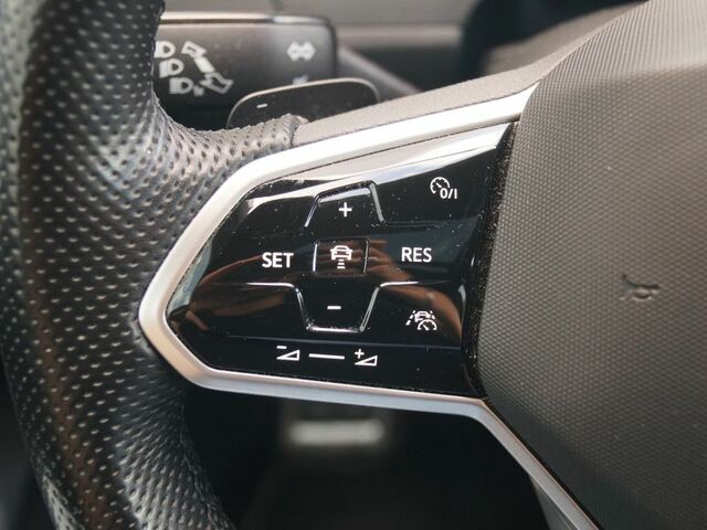 Фольксваген Arteon 2021 у Європі на Automoto.ua Сірий Фольксваген Arteon, об'ємом двигуна 1.4 л та пробігом 197 тис. км за 23835 $, фото 10 на Automoto.ua