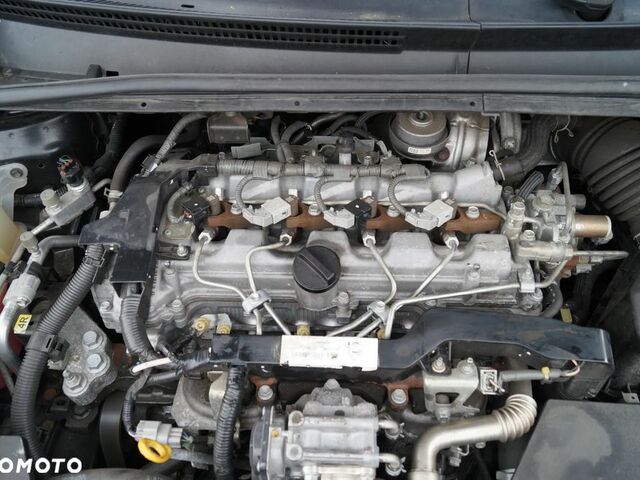 Тойота Версо, об'ємом двигуна 2 л та пробігом 280 тис. км за 5529 $, фото 16 на Automoto.ua