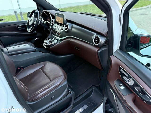 Мерседес В-Клас 2016 у Європі на Automoto.ua Білий Мерседес В-Клас, об'ємом двигуна 2.14 л та пробігом 180 тис. км за 41100 $, фото 33 на Automoto.ua
