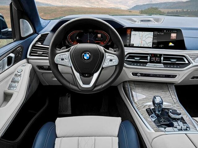 Дивитись фотографії салону BMW X7 2022