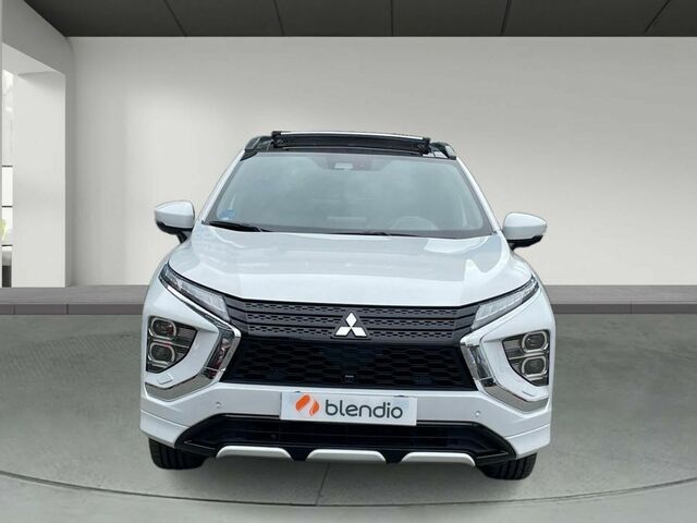 Міцубісі Eclipse Cross 2021 у Європі на Automoto.ua Білий Міцубісі Eclipse Cross, об'ємом двигуна 2.36 л та пробігом 45 тис. км за 30395 $, фото 3 на Automoto.ua