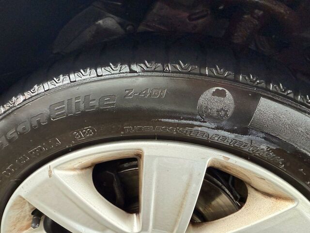 Мицубиси Кольт 2009 в Европе на Automoto.ua Мицубиси Кольт, объемом двигателя 0 л и пробегом 240 тыс. км за 1999 $, фото 4 на Automoto.ua