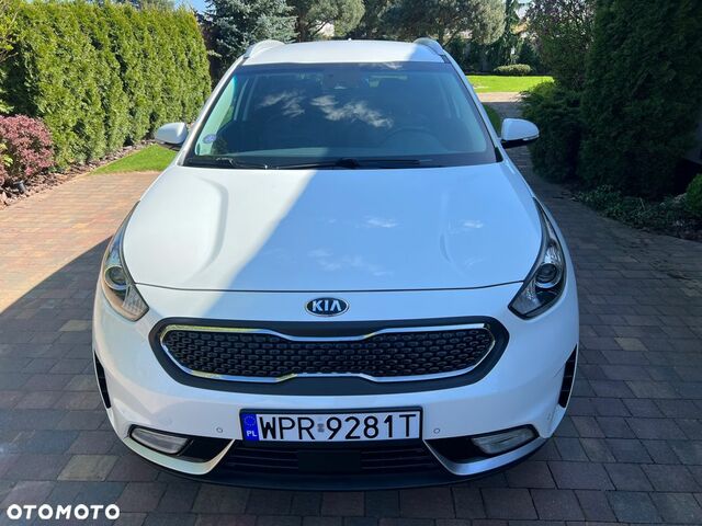 Кіа Niro, об'ємом двигуна 1.58 л та пробігом 149 тис. км за 13585 $, фото 18 на Automoto.ua