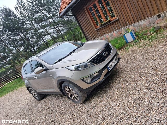 Киа Sportage, объемом двигателя 1.59 л и пробегом 131 тыс. км за 12516 $, фото 9 на Automoto.ua