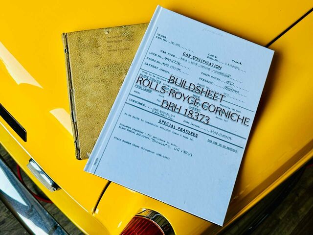 Желтый Ролс Ройс Корнич, объемом двигателя 0 л и пробегом 89 тыс. км за 48387 $, фото 13 на Automoto.ua