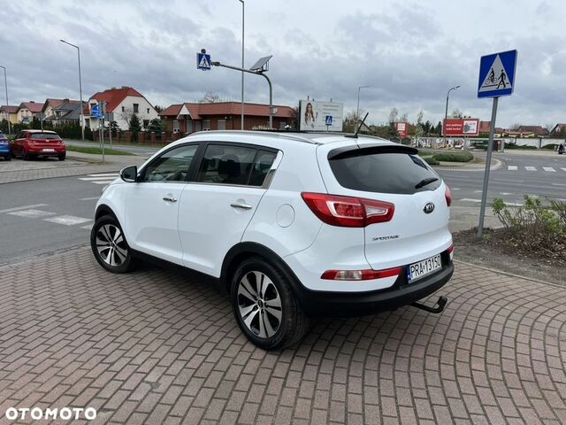 Кіа Sportage, об'ємом двигуна 1.69 л та пробігом 172 тис. км за 10691 $, фото 3 на Automoto.ua