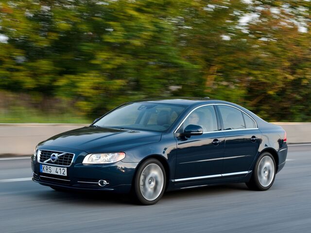 Вольво S80, Седан 2006 - н.в. II 4.4 i V8 AWD
