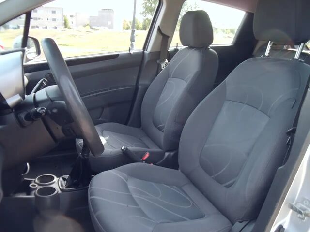 Шевроле Спарк 2011 в Европе на Automoto.ua Серый Шевроле Спарк, объемом двигателя 1 л и пробегом 253 тыс. км за 2736 $, фото 14 на Automoto.ua