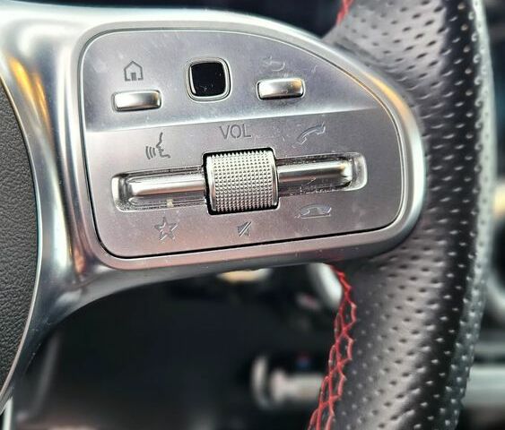 Мерседес ГЛА-Класс 2020 в Европе на Automoto.ua Черный Мерседес ГЛА-Класс, объемом двигателя 1 л и пробегом 155 тыс. км за 119900 $, фото 23 на Automoto.ua