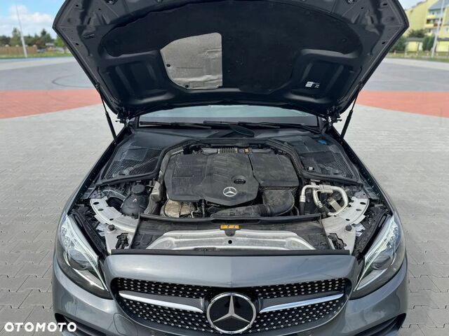 Мерседес Ц-Класс 2018 в Европе на Automoto.ua Серый Мерседес Ц-Класс, объемом двигателя 1 л и пробегом 235 тыс. км за 19855 $, фото 13 на Automoto.ua