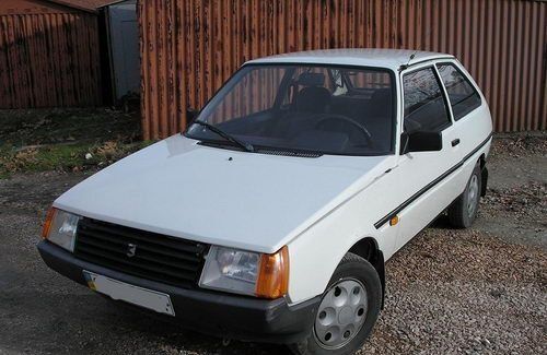 ЗАЗ 1102 Таврия, Хэтчбек 1989 - н.в. 1.2