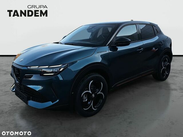 Альфа Ромео Джуніор 2025 у Європі на Automoto.ua Синій Альфа Ромео Джуніор, об'ємом двигуна 1 л та пробігом 1 тис. км за 33390 $, фото 1 на Automoto.ua