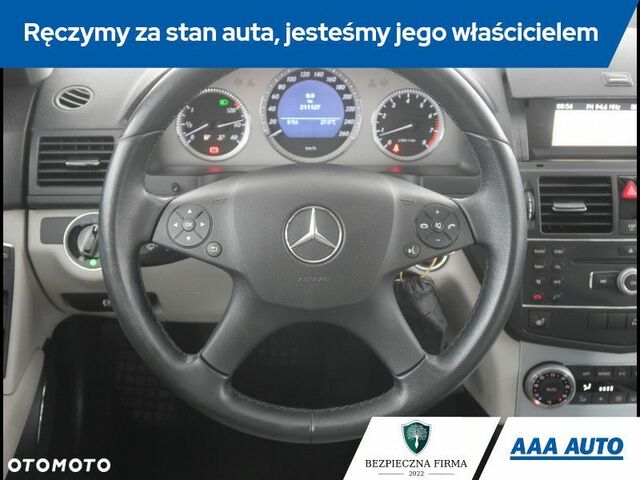 Мерседес Ц-Класс 2008 в Европе на Automoto.ua Черный Мерседес Ц-Класс, объемом двигателя 1 л и пробегом 212 тыс. км за 6538 $, фото 15 на Automoto.ua