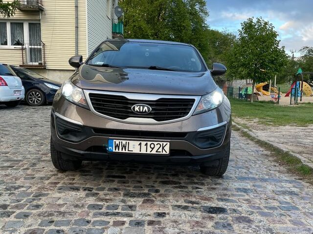 Кіа Sportage, об'ємом двигуна 1.59 л та пробігом 208 тис. км за 8315 $, фото 3 на Automoto.ua