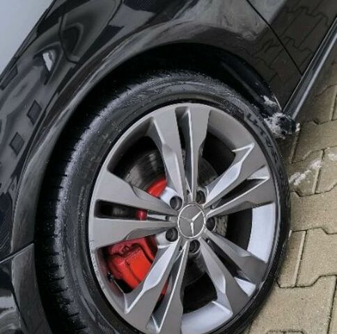 Мерседес Б-класс 2014 в Европе на Automoto.ua Черный Мерседес Б-класс, объемом двигателя 2.14 л и пробегом 237 тыс. км за 12107 $, фото 34 на Automoto.ua