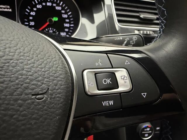 Фольксваген e-Golf 2019 у Європі на Automoto.ua Сірий Фольксваген e-Golf, об'ємом двигуна 0 л та пробігом 52 тис. км за 14483 $, фото 5 на Automoto.ua