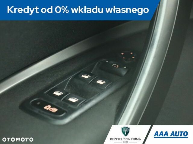 Сітроен С5, об'ємом двигуна 1.75 л та пробігом 250 тис. км за 4320 $, фото 12 на Automoto.ua