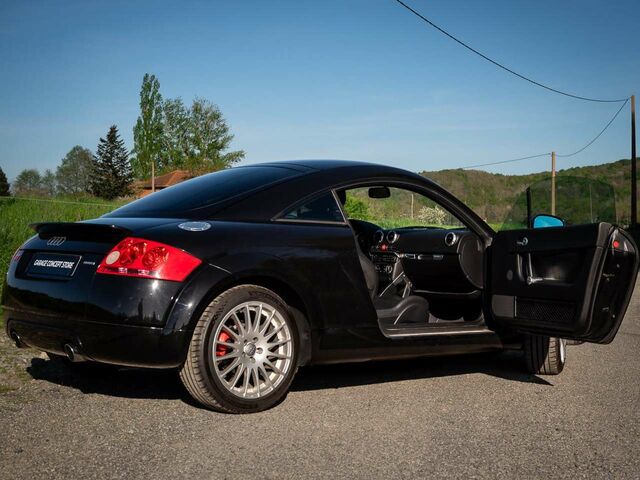 Черный Ауди ТТ, объемом двигателя 1.78 л и пробегом 180 тыс. км за 13455 $, фото 12 на Automoto.ua