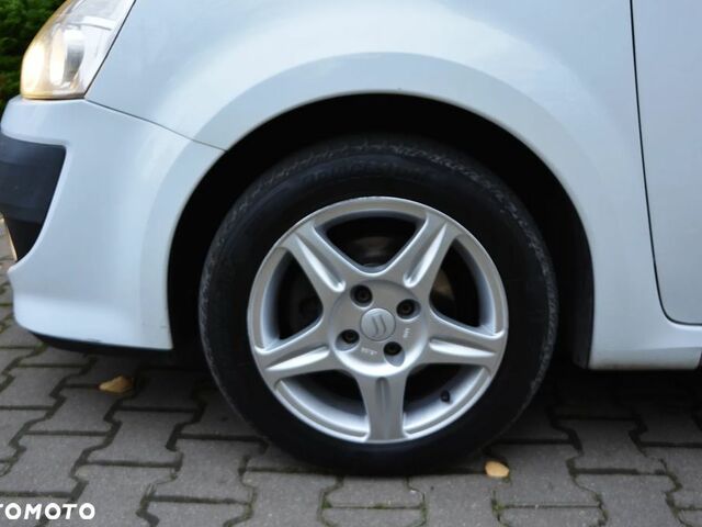 Рено Модус 2009 в Европе на Automoto.ua Белый Рено Модус, объемом двигателя 1 л и пробегом 171 тыс. км за 12800 $, фото 12 на Automoto.ua