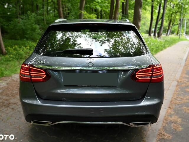 Мерседес Ц-Класс 2019 в Европе на Automoto.ua Серый Мерседес Ц-Класс, объемом двигателя 1 л и пробегом 150 тыс. км за 99900 $, фото 24 на Automoto.ua