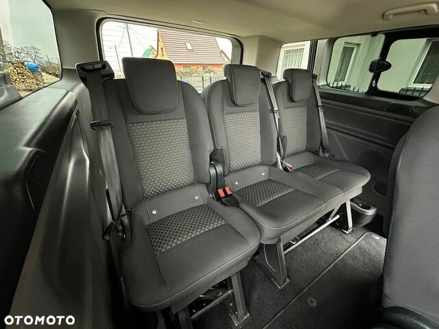 Форд Турнео Кастом 2020 в Европе на Automoto.ua Форд Турнео Кастом, объемом двигателя 1 л и пробегом 121 тыс. км за 102900 $, фото 35 на Automoto.ua