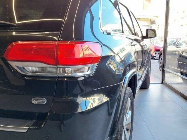 Джип Grand Cherokee 2014 у Європі на Automoto.ua Чорний Джип Grand Cherokee, об'ємом двигуна 2.99 л та пробігом 195 тис. км за 10999 $, фото 5 на Automoto.ua