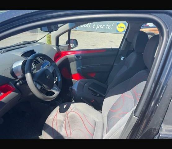 Шевроле Авео 2010 у Європі на Automoto.ua Чорний Шевроле Авео, об'ємом двигуна 1.21 л та пробігом 200 тис. км за 2000 $, фото 4 на Automoto.ua