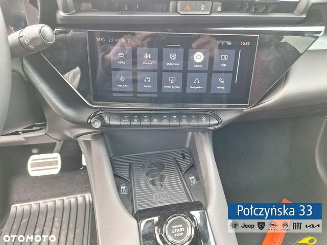 Альфа Ромео Джуниор 2025 в Европе на Automoto.ua Синий Альфа Ромео Джуниор, объемом двигателя 1 л и пробегом 7 тыс. км за 31693 $, фото 19 на Automoto.ua