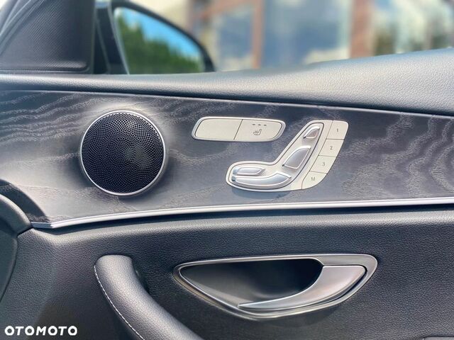 Мерседес Е-Класс 2018 в Европе на Automoto.ua Мерседес Е-Класс, объемом двигателя 1.99 л и пробегом 76 тыс. км за 107010 $, фото 14 на Automoto.ua
