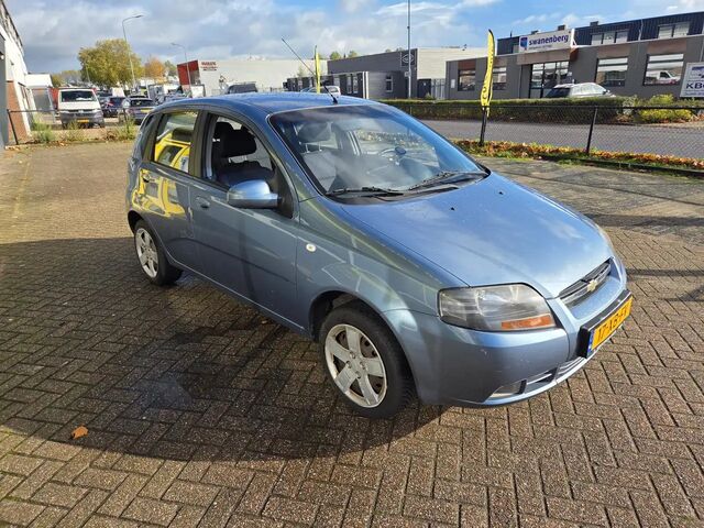 Шевроле Калос 2007 в Европе на Automoto.ua Синий Шевроле Калос, объемом двигателя 1.4 л и пробегом 146 тыс. км за 1682 $, фото 9 на Automoto.ua