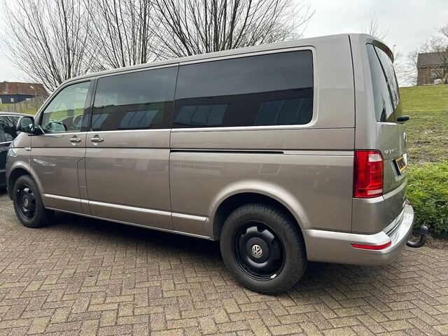 Фольксваген Transporter T6 2018 в Европе на Automoto.ua Бронзовый Фольксваген Transporter T6, объемом двигателя 1.97 л и пробегом 185 тыс. км за 29179 $, фото 1 на Automoto.ua