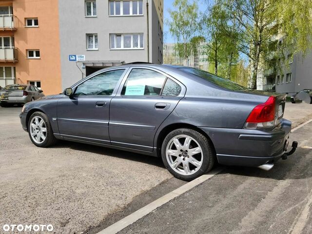 Вольво С60, об'ємом двигуна 2.52 л та пробігом 240 тис. км за 5832 $, фото 6 на Automoto.ua